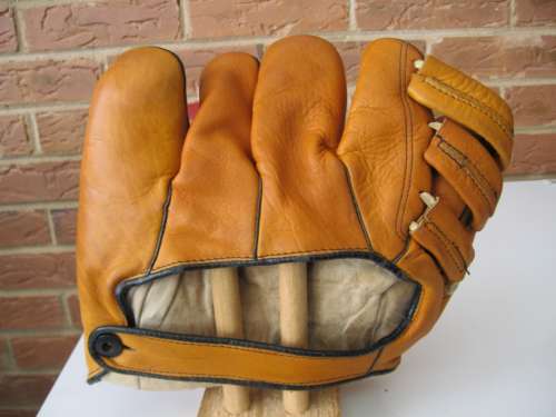 Pee Wee Reese Maximus H117 Back